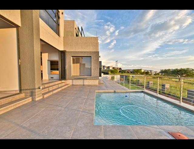 5 BEDROOM HOUSE FOR SALE IN EYE OF AFRICA